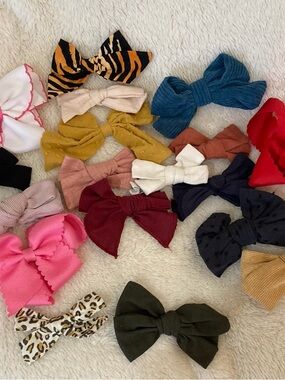 Kids Bow Hair Clip Set - Multicolor Fabric Bows